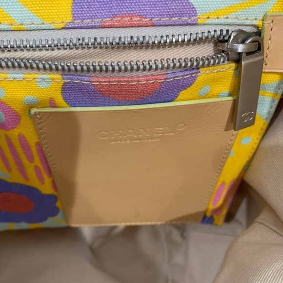 Chanel Vintage Floral Canvas Tote - Picture 7 of 16